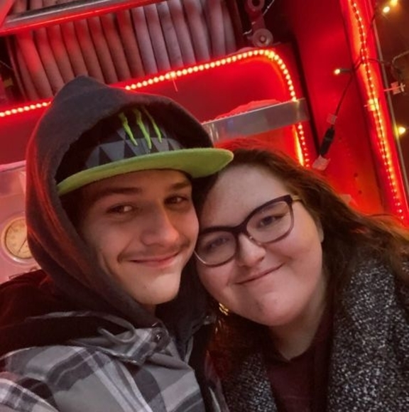 Meet your Posher, Jasmen - Picture 1 of 1